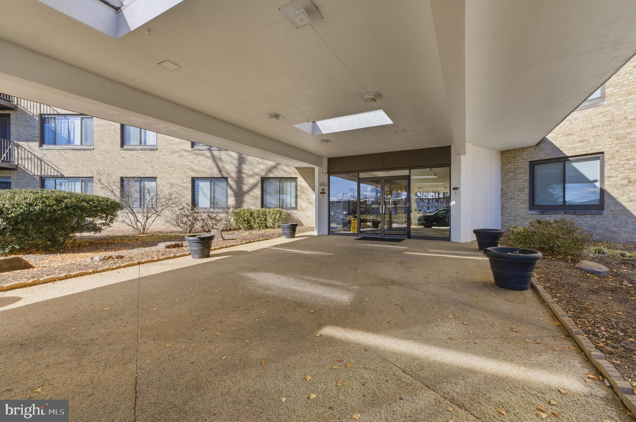 3450 TOLEDO TERRACE 609