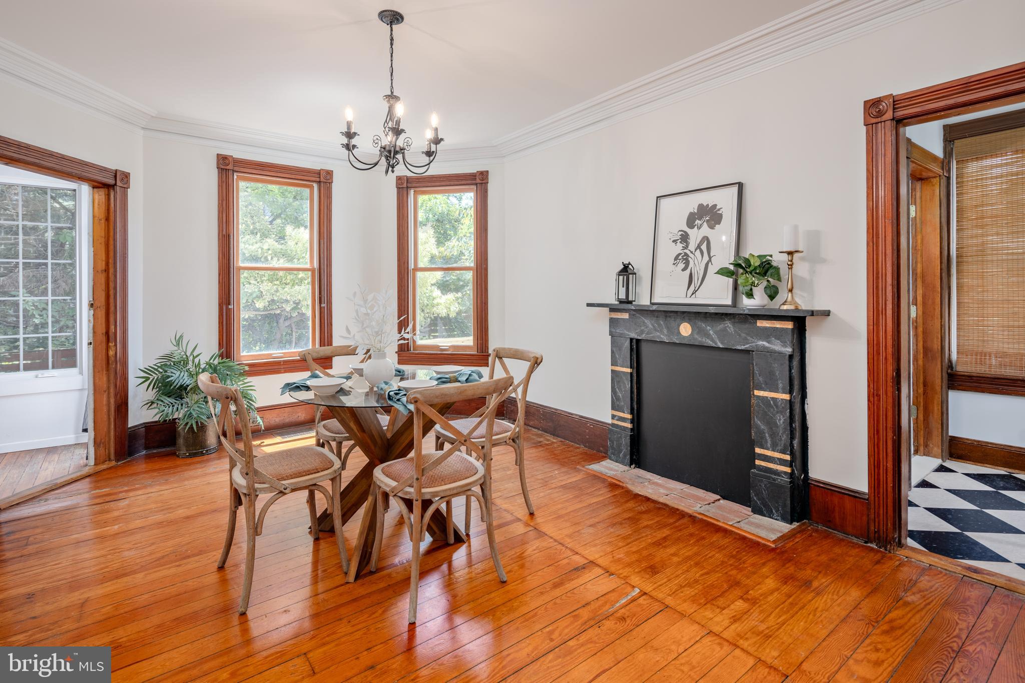 317 CHESTERFIELD AVENUE