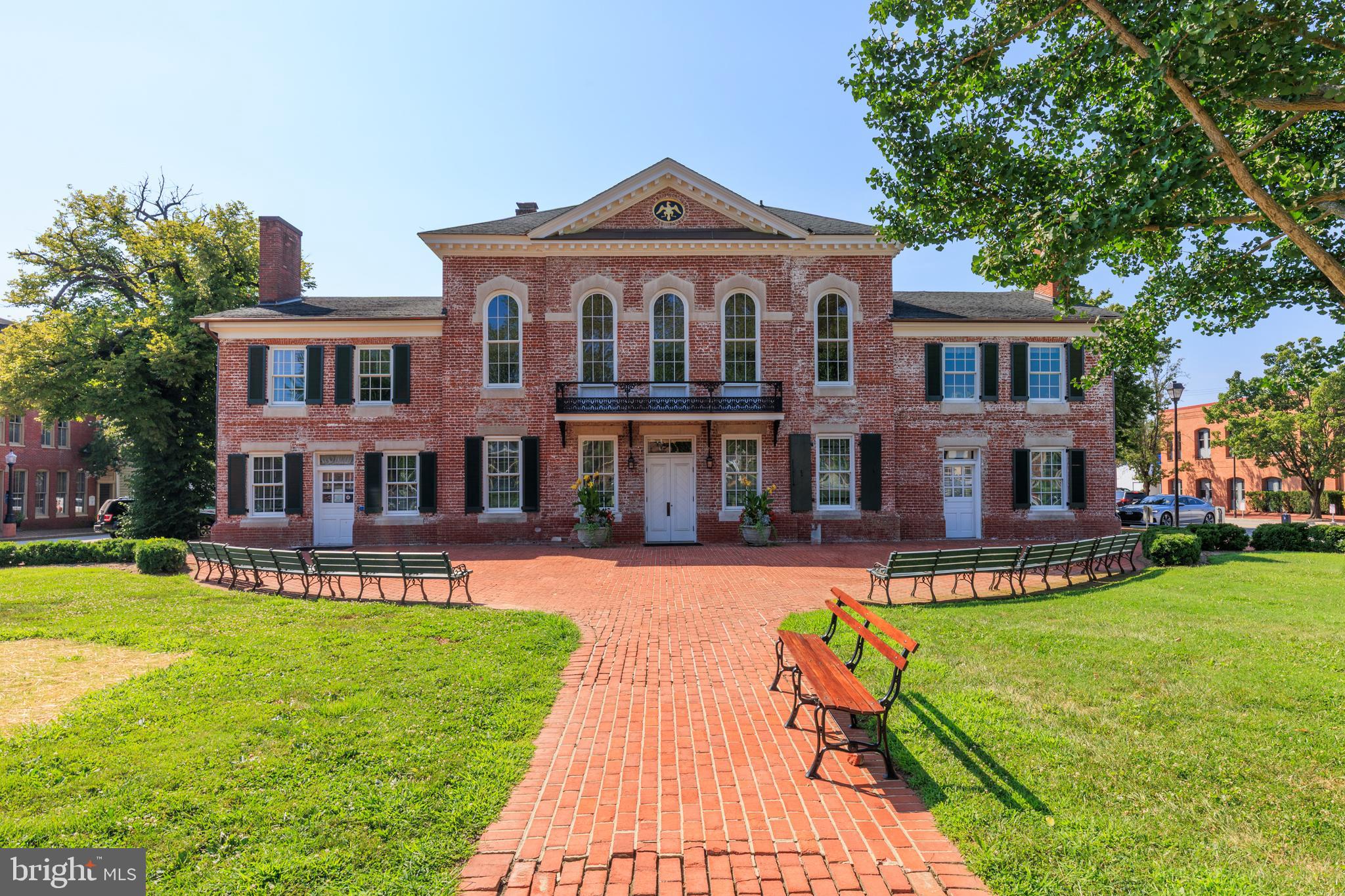317 CHESTERFIELD AVENUE