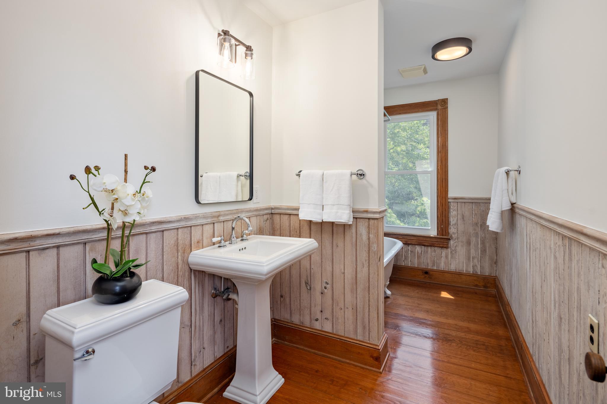 317 CHESTERFIELD AVENUE