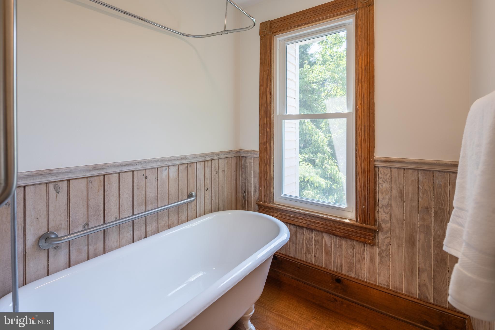 317 CHESTERFIELD AVENUE