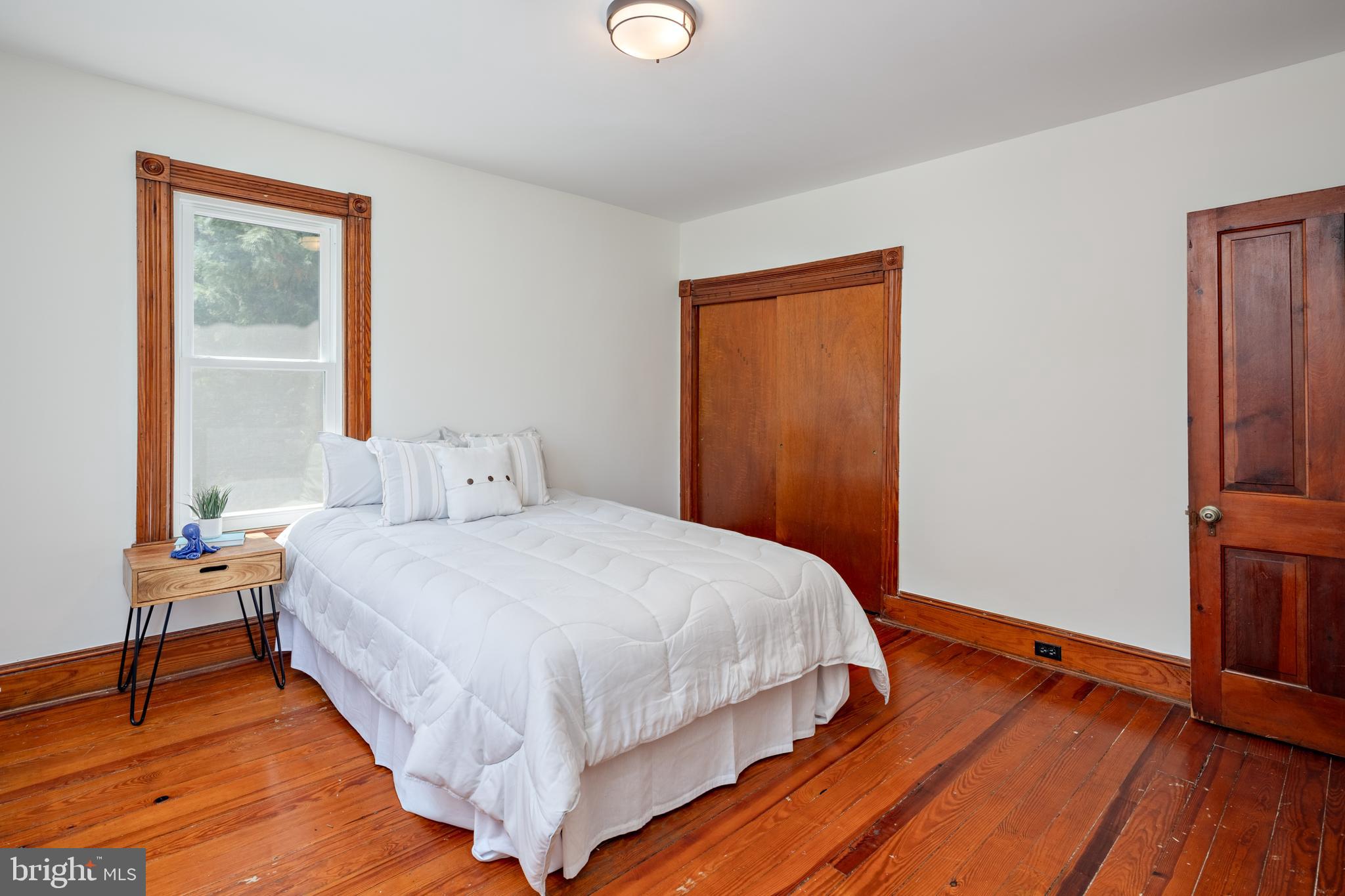 317 CHESTERFIELD AVENUE