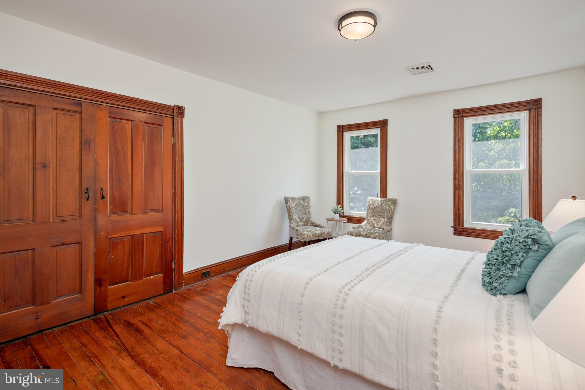 317 CHESTERFIELD AVENUE