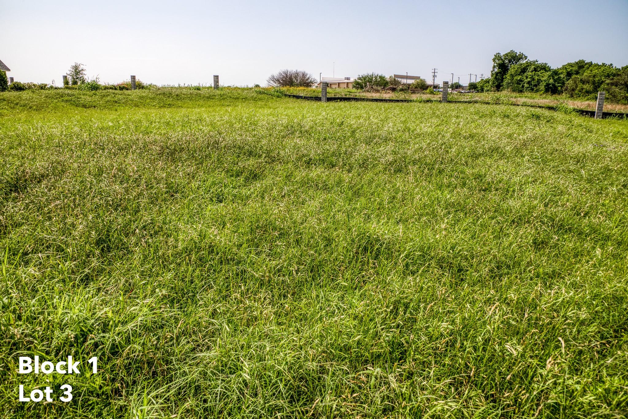 2435 Oak Hollow Lane