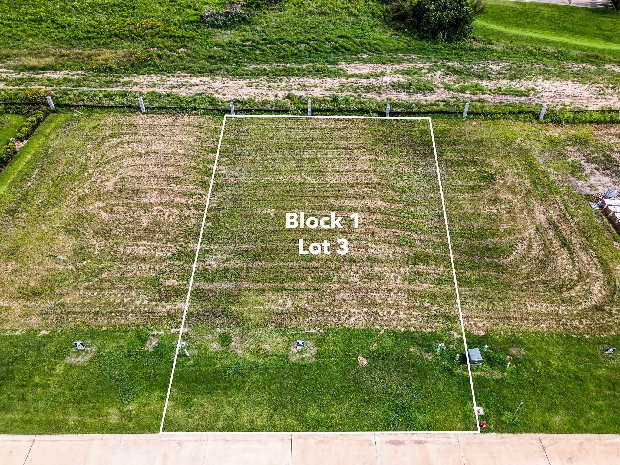 2435 Oak Hollow Lane