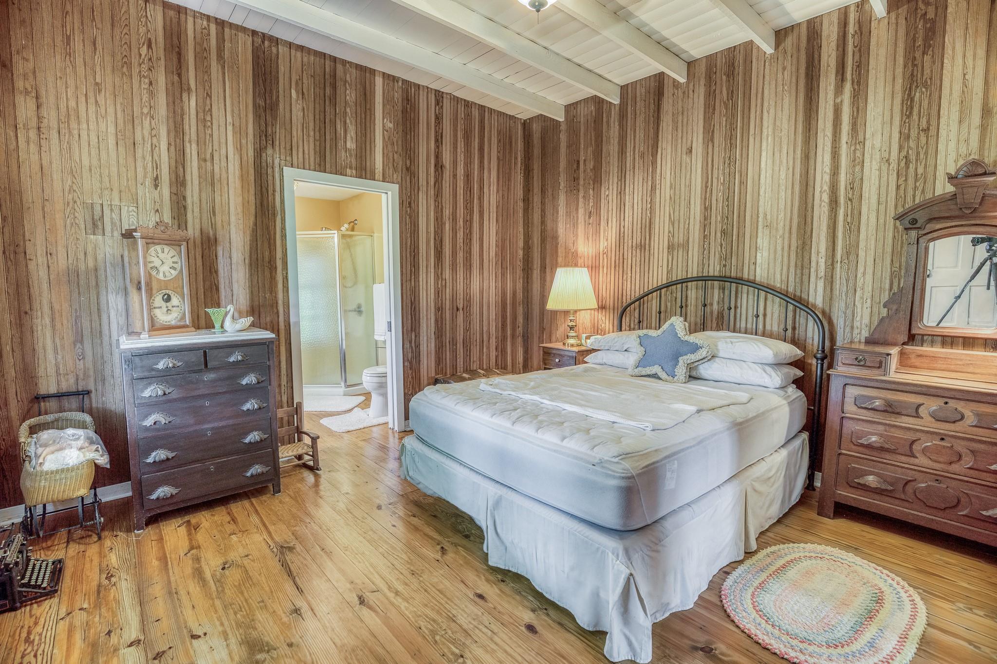 Tract 4 Artesian Park Lane