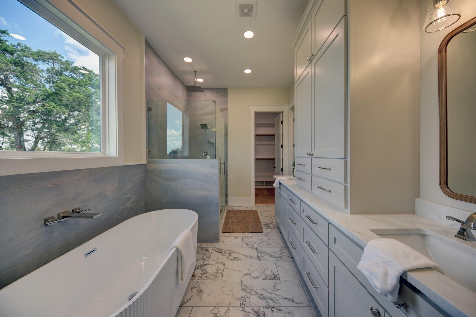 Tract 6,7,8 Fieldcrest Ln