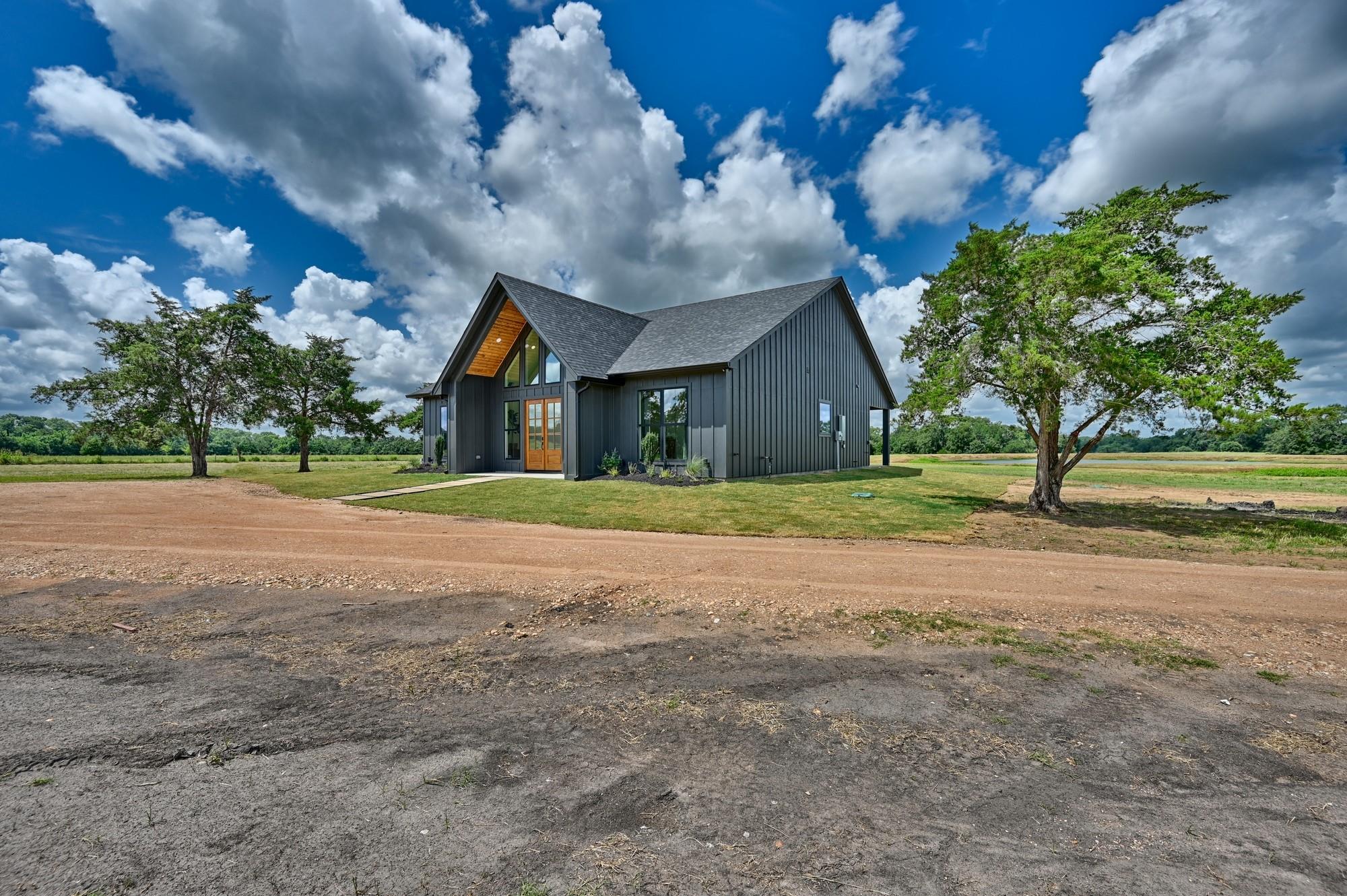 Tract 6,7,8 Fieldcrest Ln