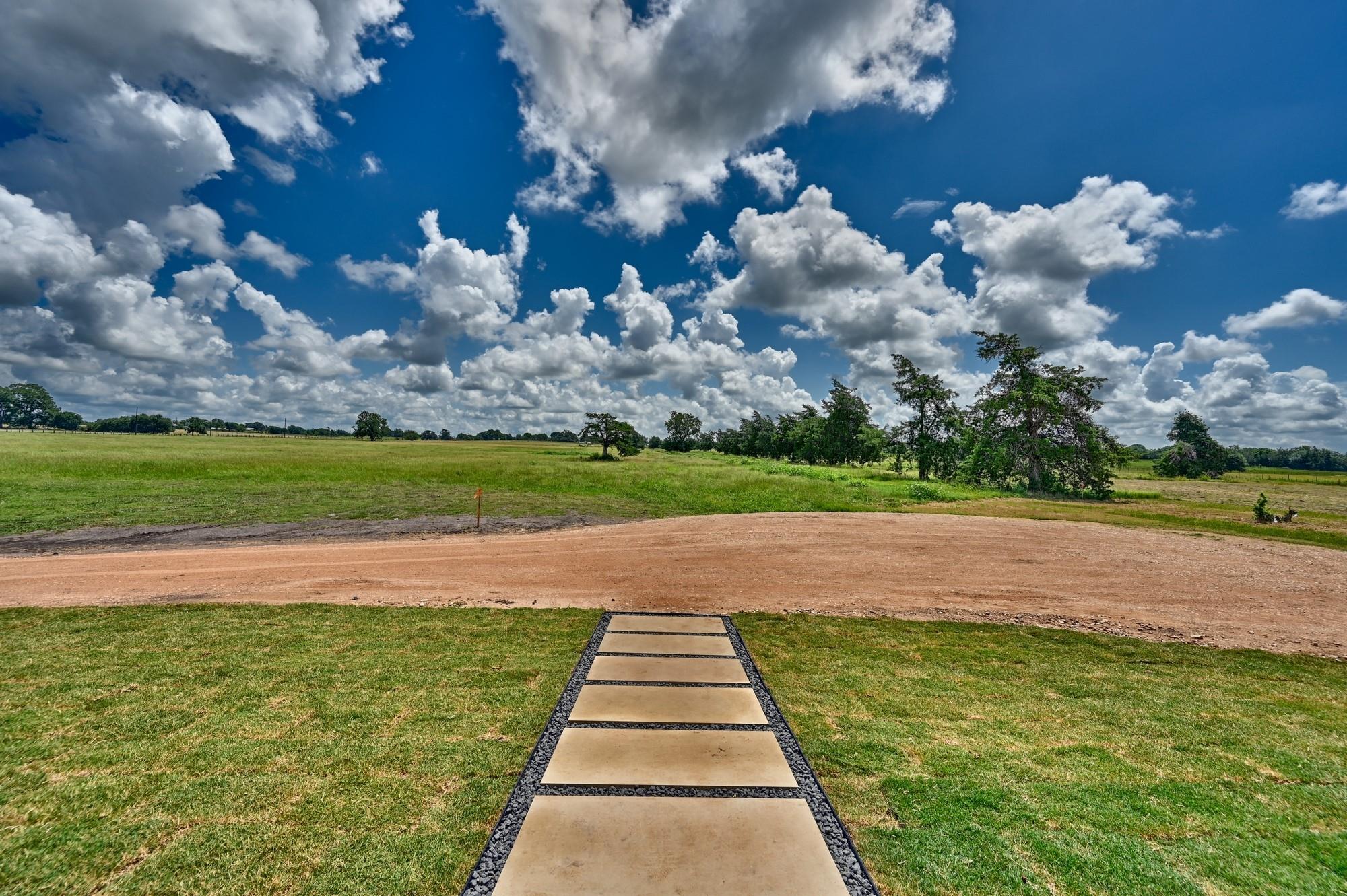 Tract 6,7,8 Fieldcrest Ln