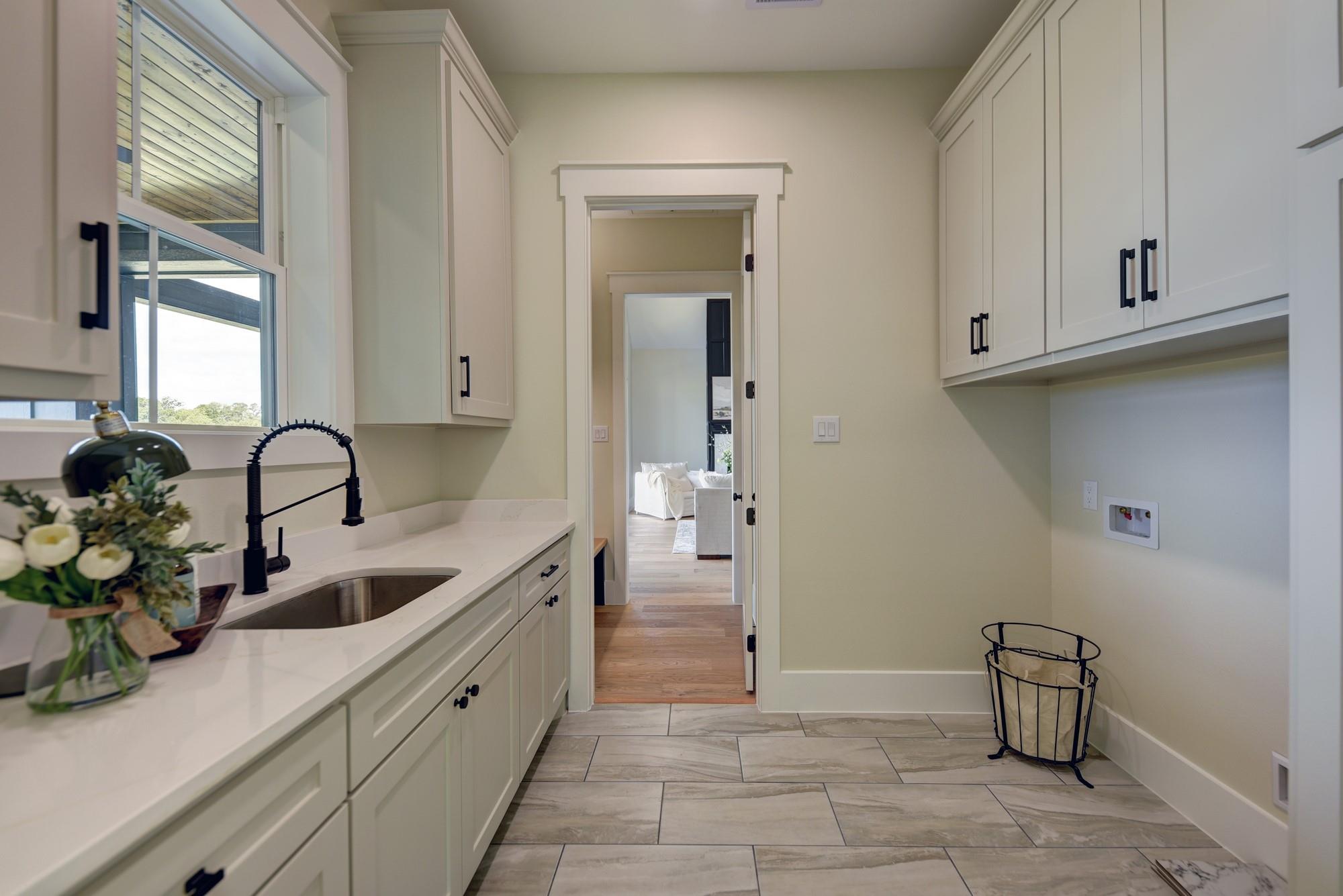 Tract 6,7,8 Fieldcrest Ln