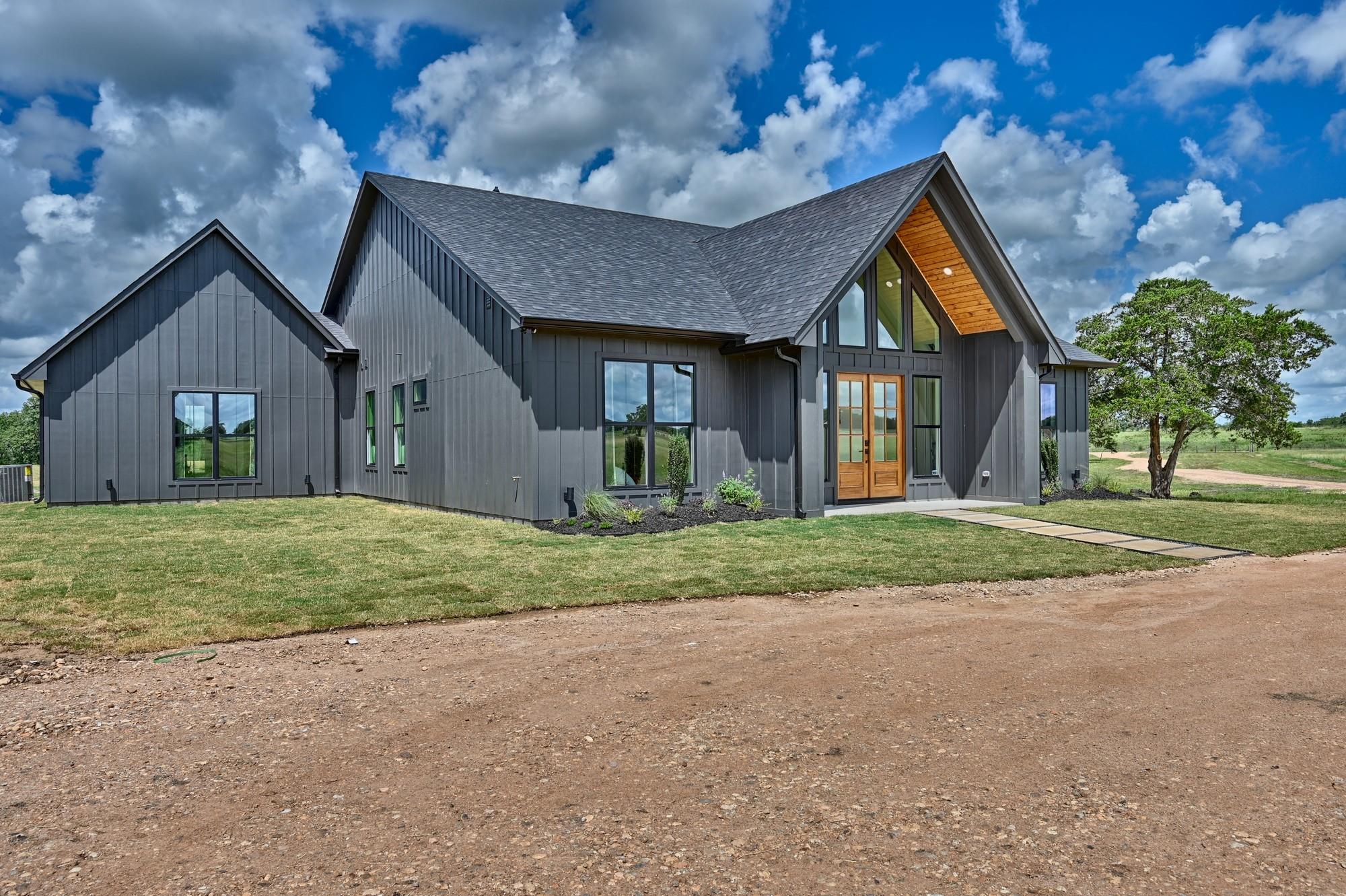 Tract 6,7,8 Fieldcrest Ln