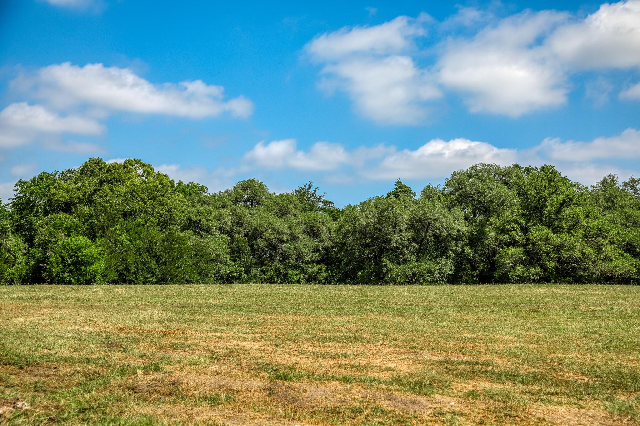 Tract 3 Artesian Park Ln