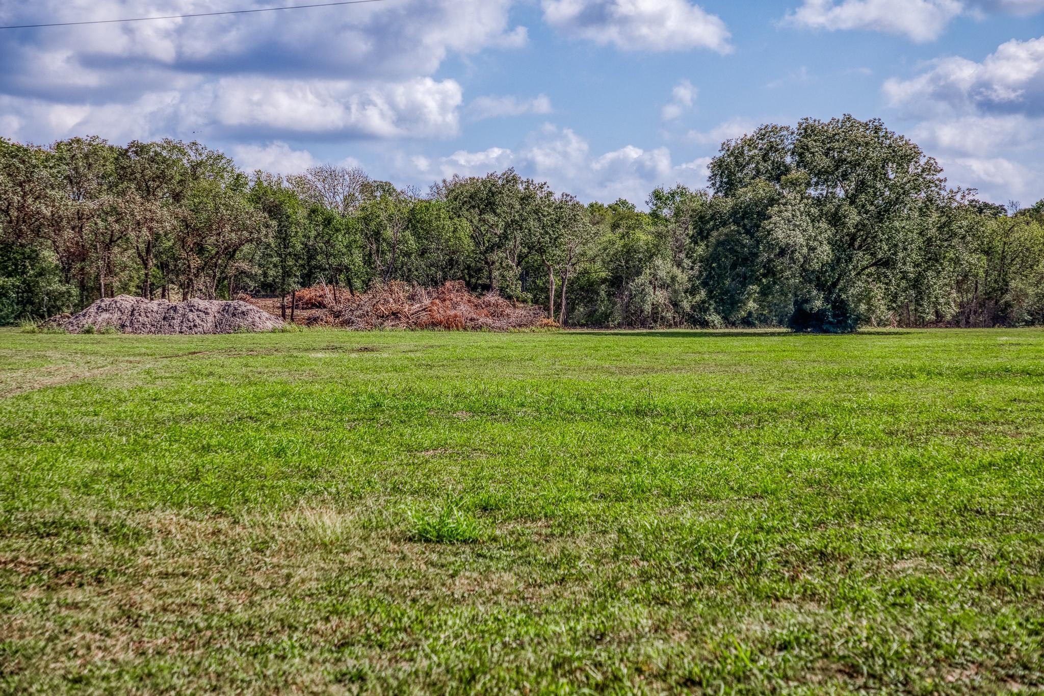 Tract 5 Sun Oil Road