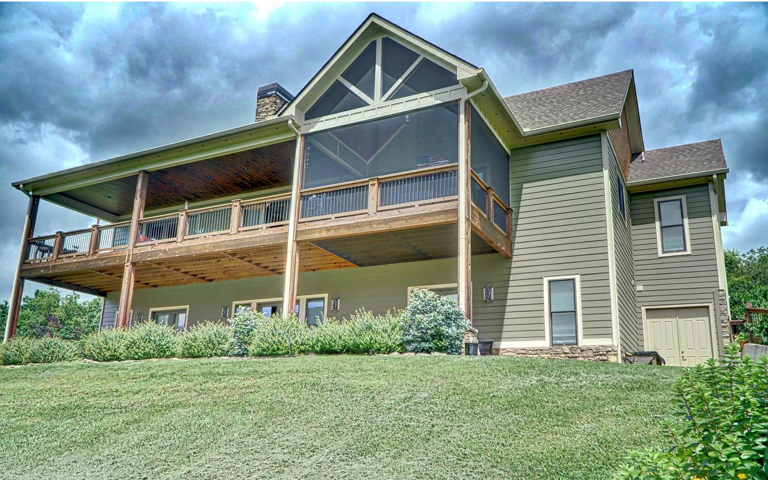 153 Meadow Ridge Drive