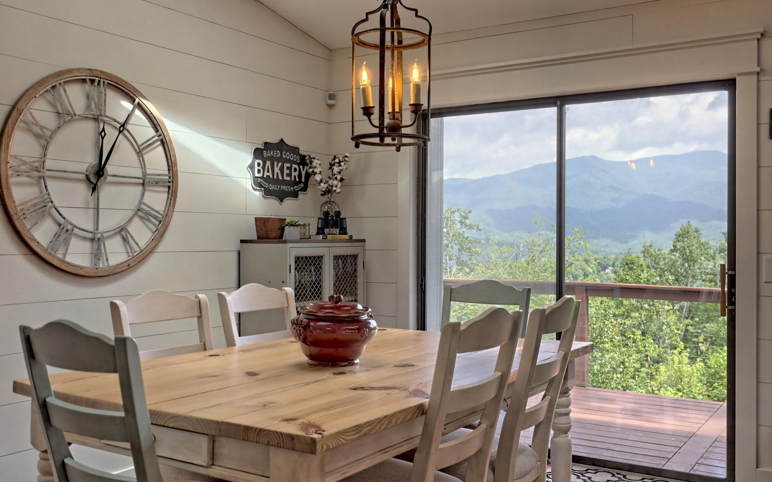 382 Winchester Cove Lane