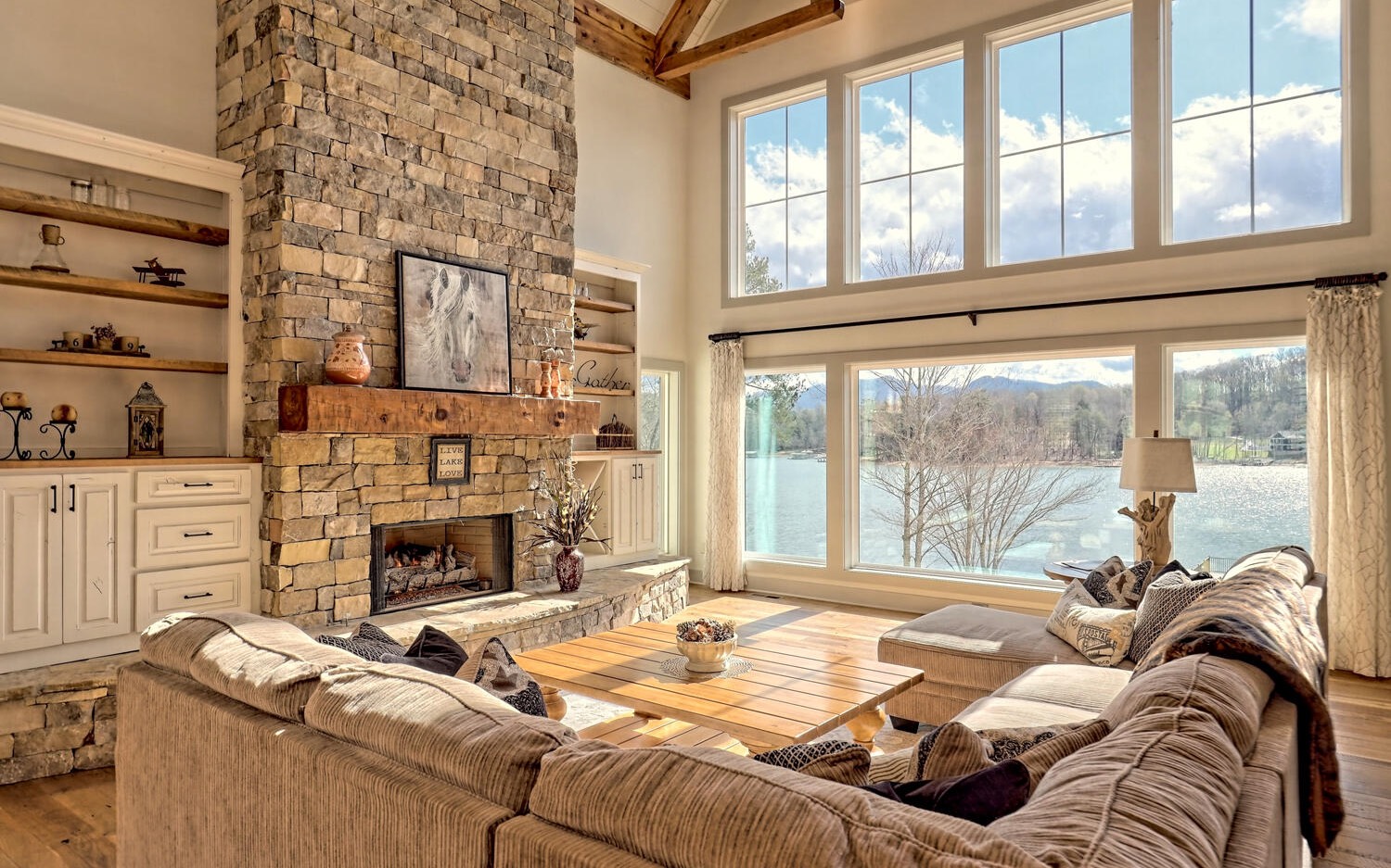 2329 Ridgecrest Circle