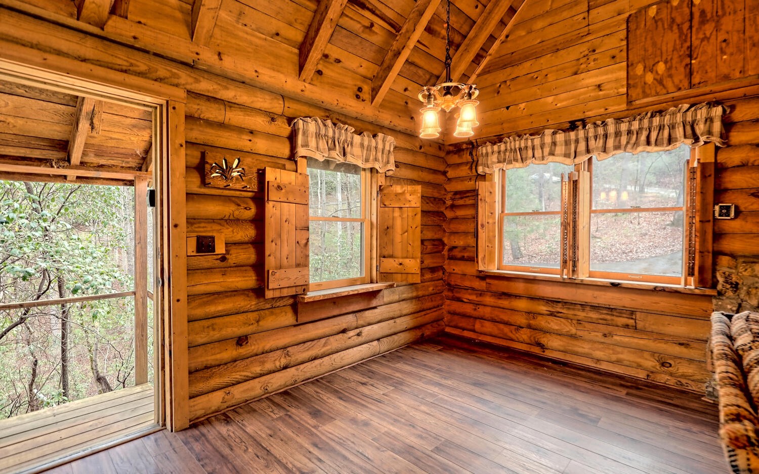 538 Flat Rock Gap Road