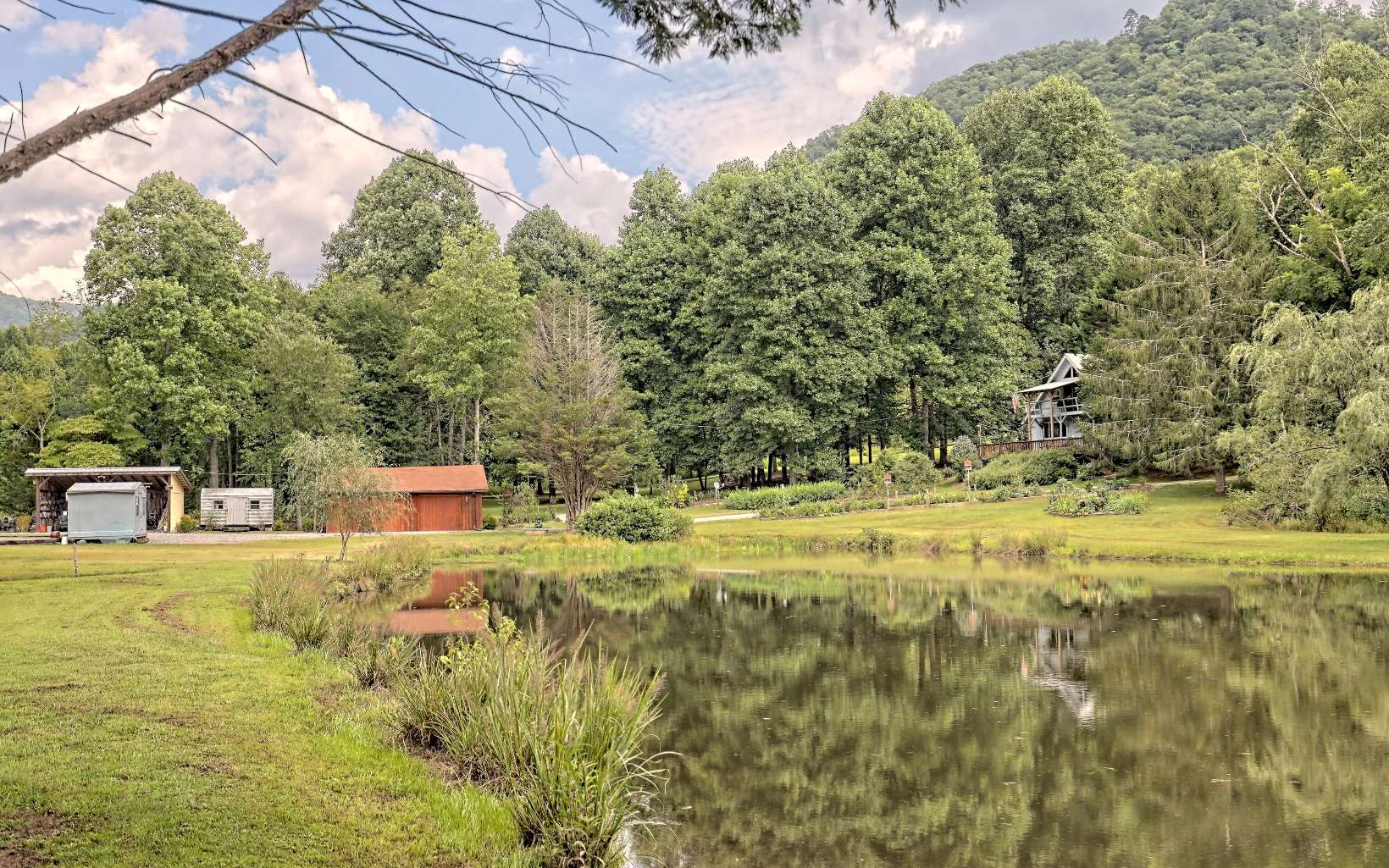 9596 Tusquittee Road