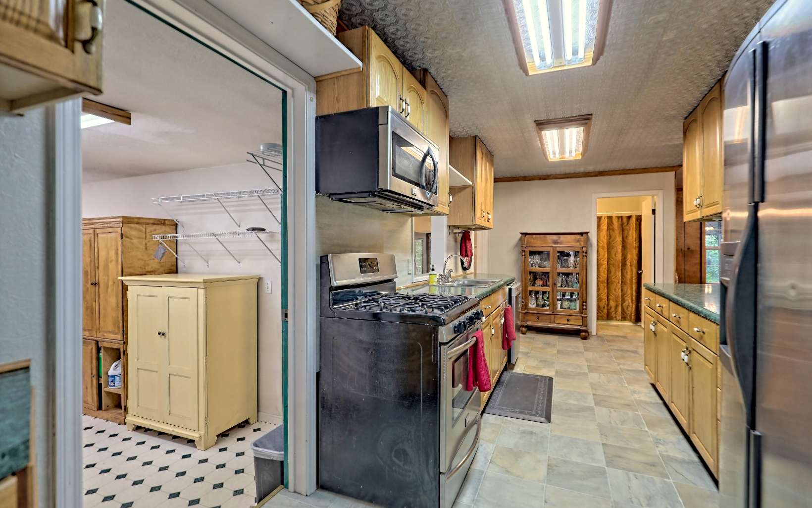 9596 Tusquittee Road