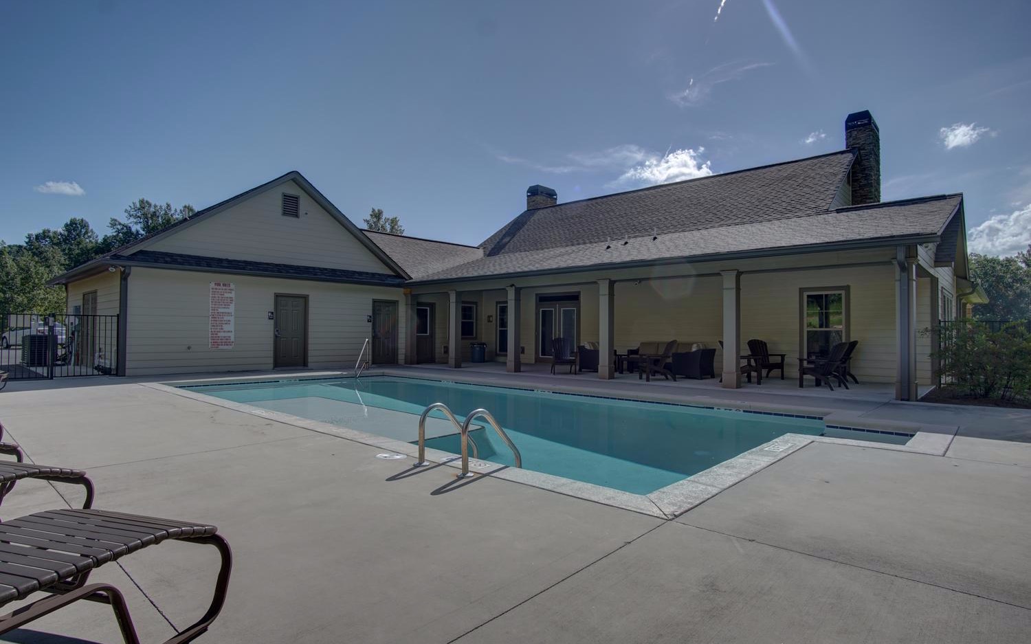 L 156 Owen Glen Overlook