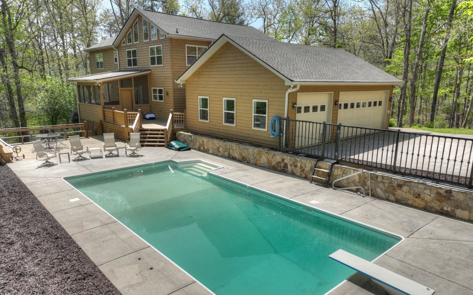 1131 E Pine Ridge Road