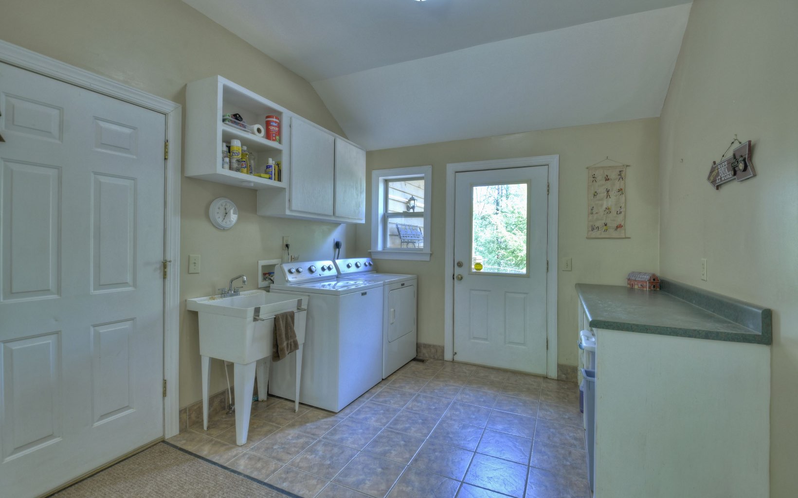 1131 E Pine Ridge Road