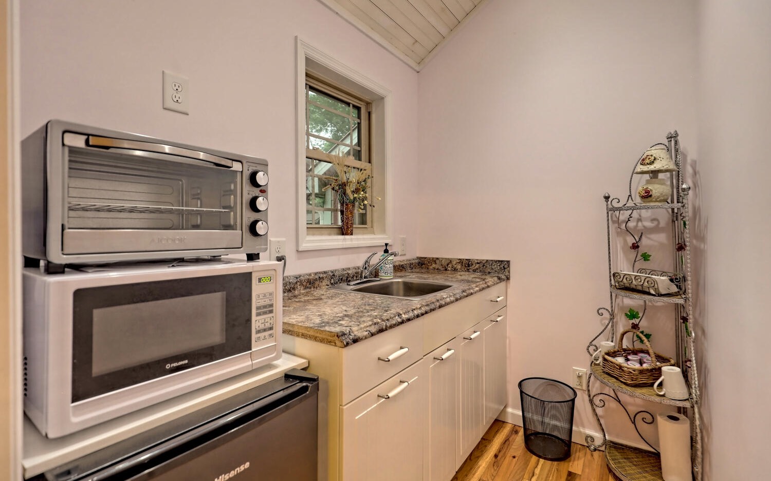 454 Hiawassee River Road