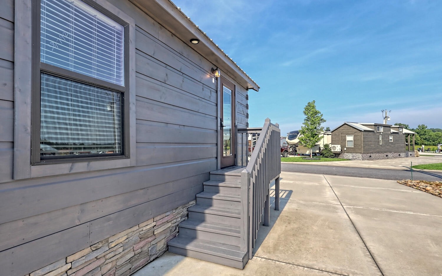 515 Golden Nugget Road