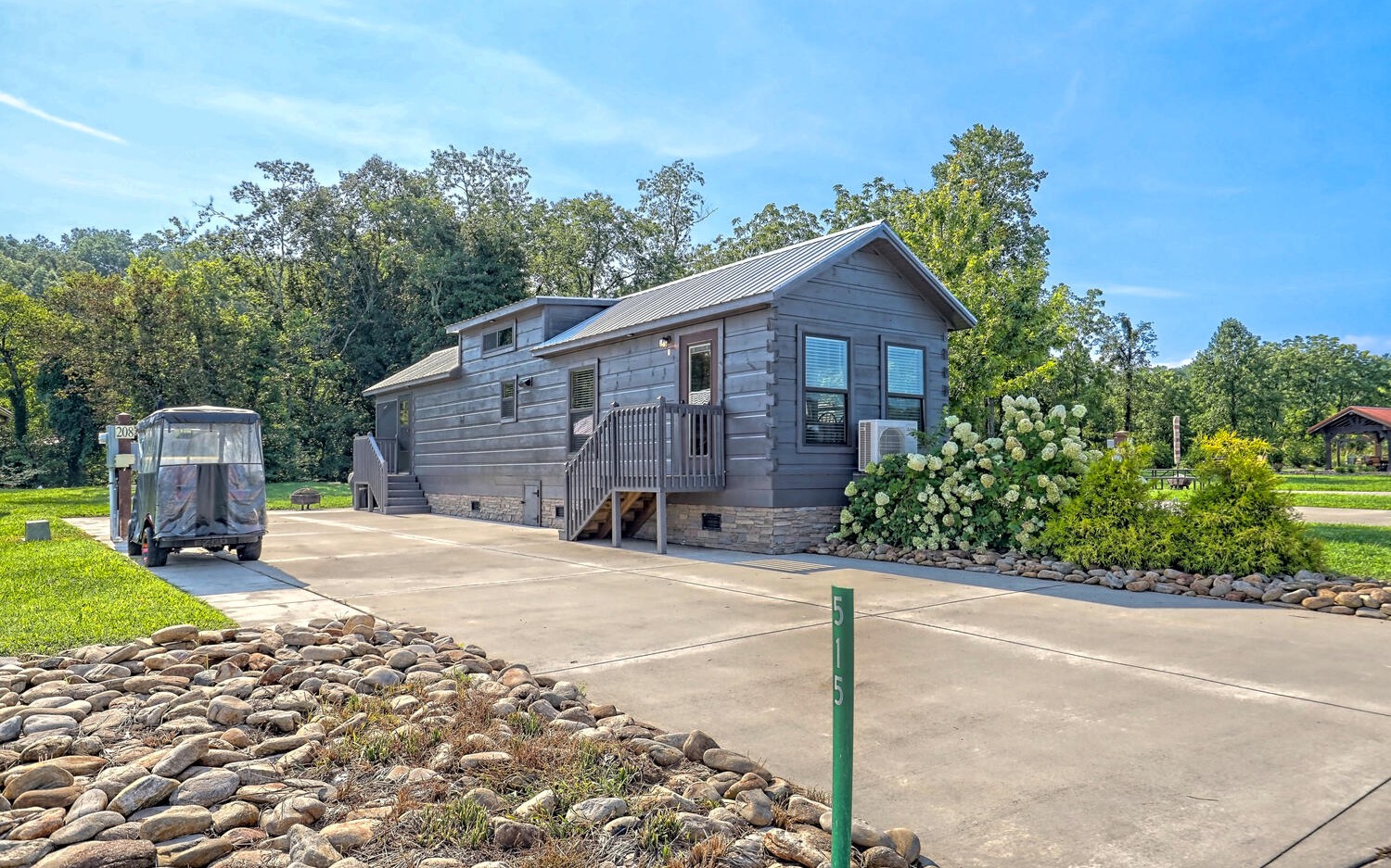 515 Golden Nugget Road