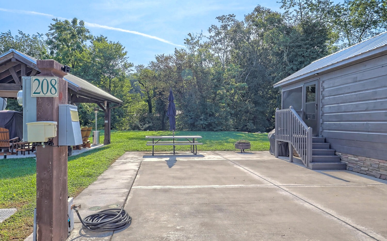 515 Golden Nugget Road