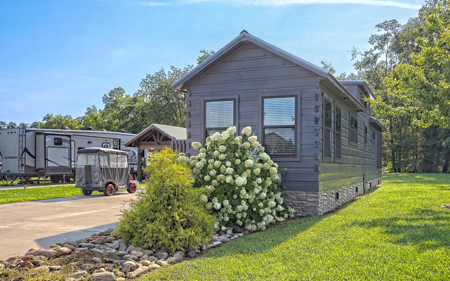 515 Golden Nugget Road