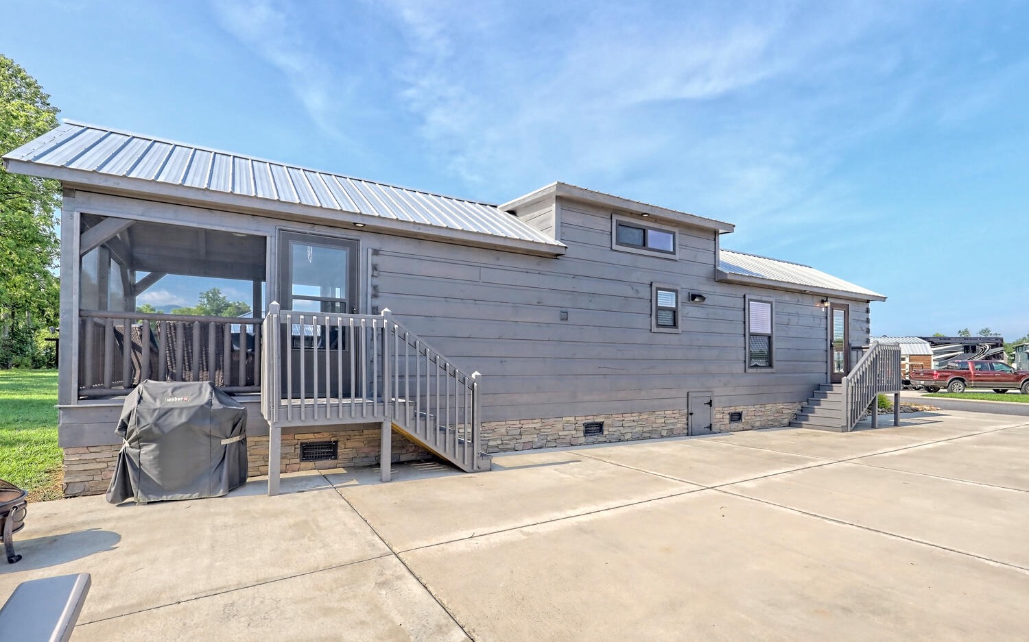 515 Golden Nugget Road