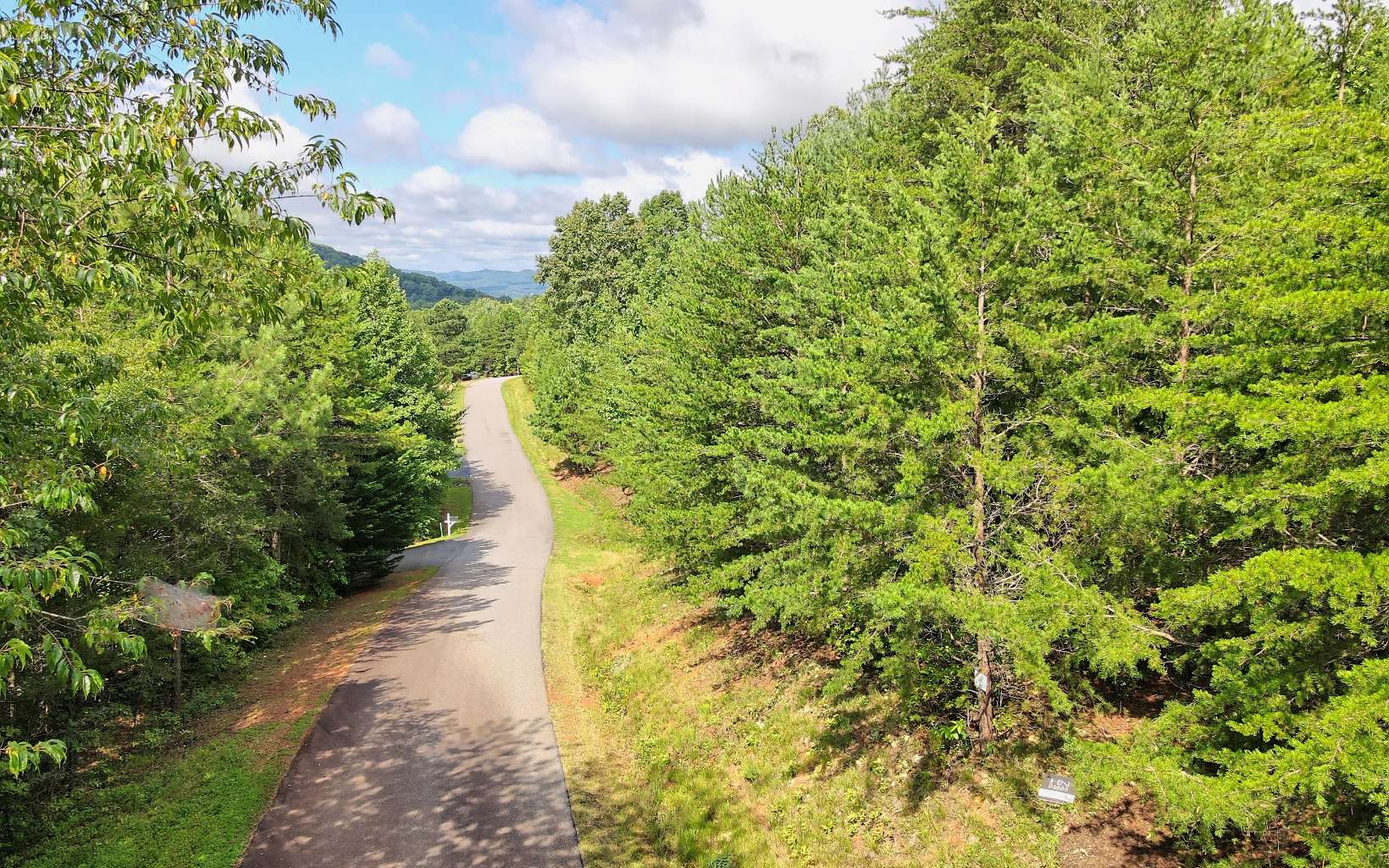 111 Four Seasons Landing