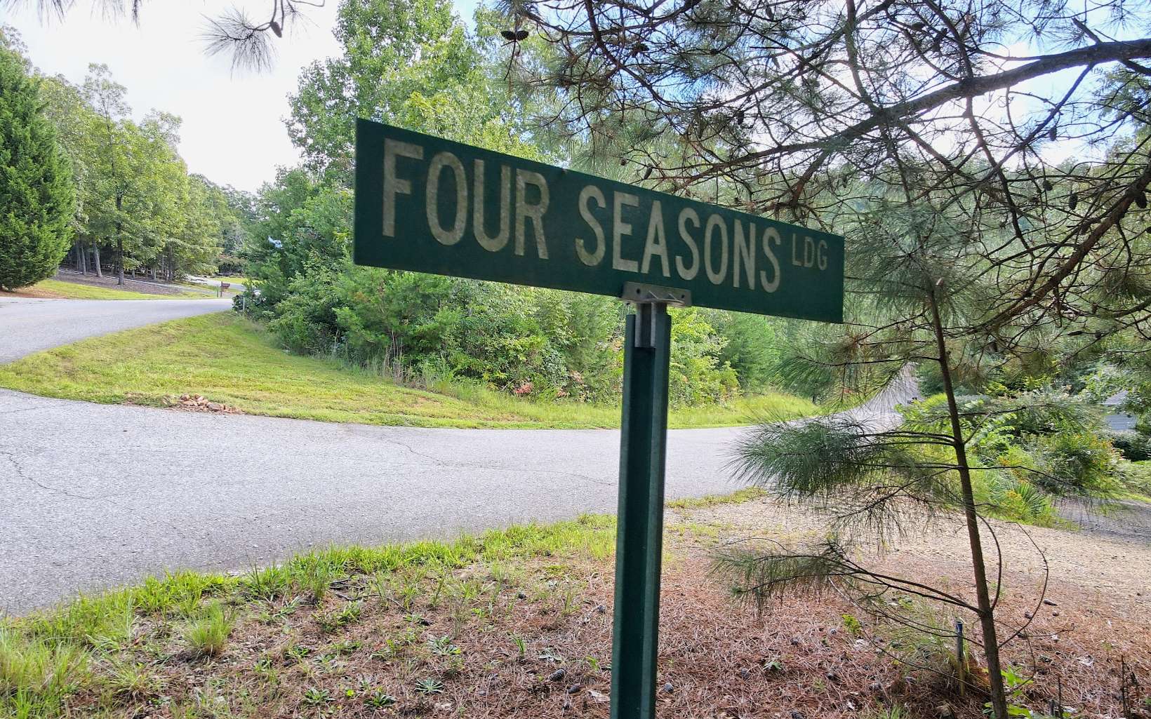 111 Four Seasons Landing