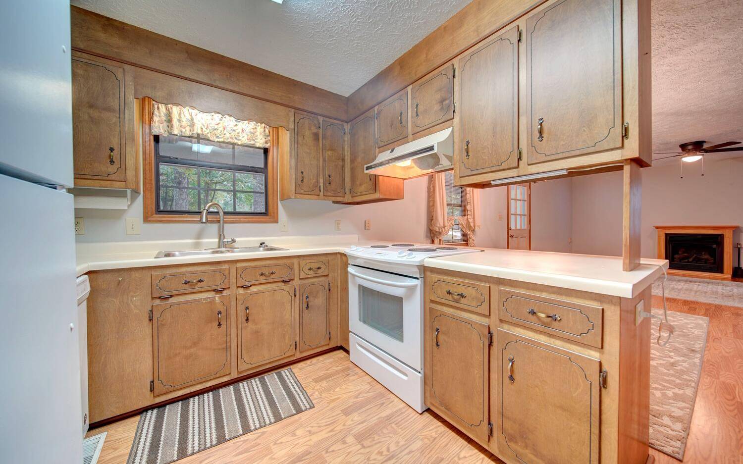 660 Wesley Mountain Drive