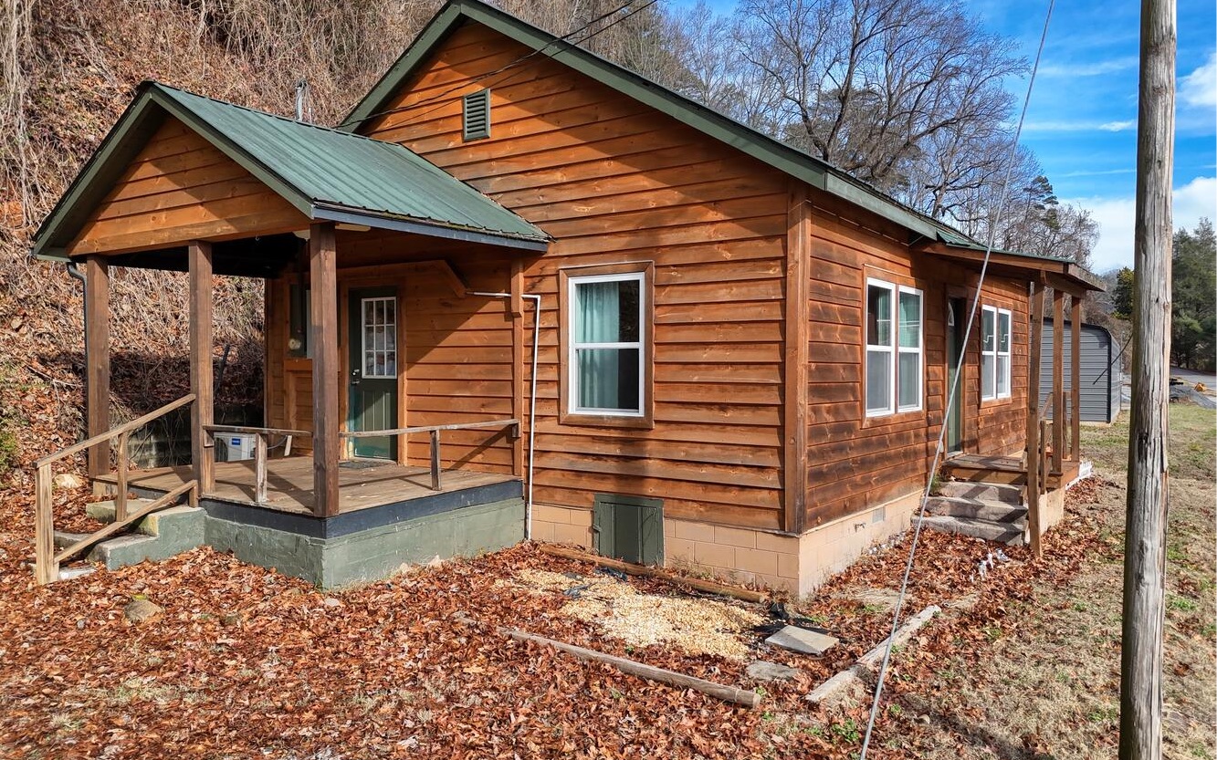 710 Connaheta Street