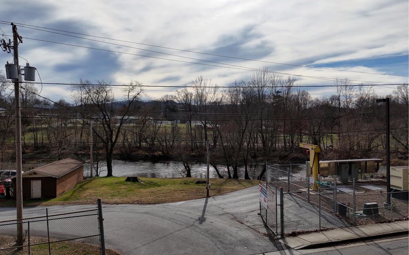 710 Connaheta Street