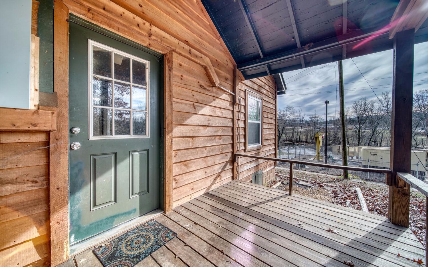 710 Connaheta Street