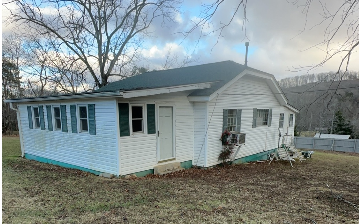 2311 Pat Colwell Road