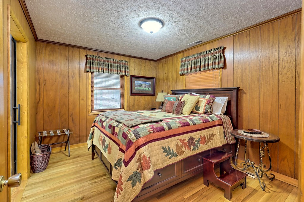 6074 Fires Creek Road