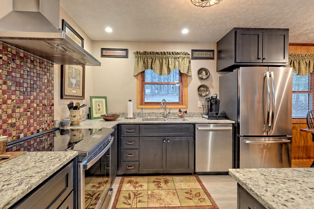 6074 Fires Creek Road