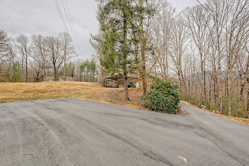 6074 Fires Creek Road