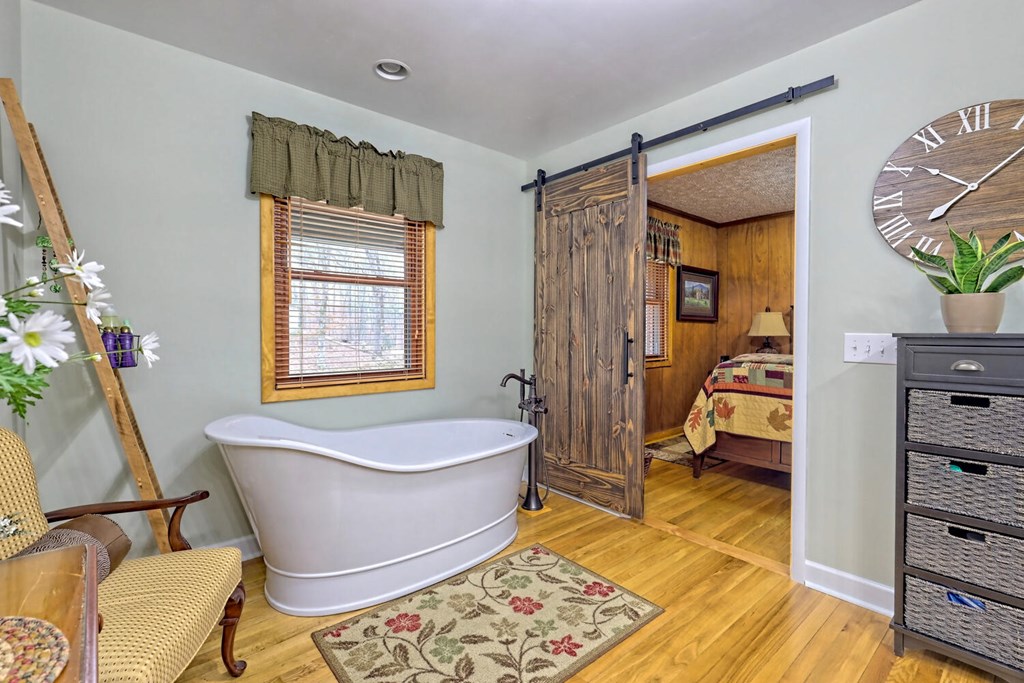 6074 Fires Creek Road