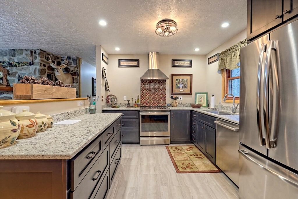 6074 Fires Creek Road