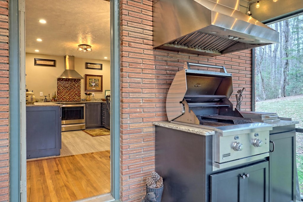 6074 Fires Creek Road