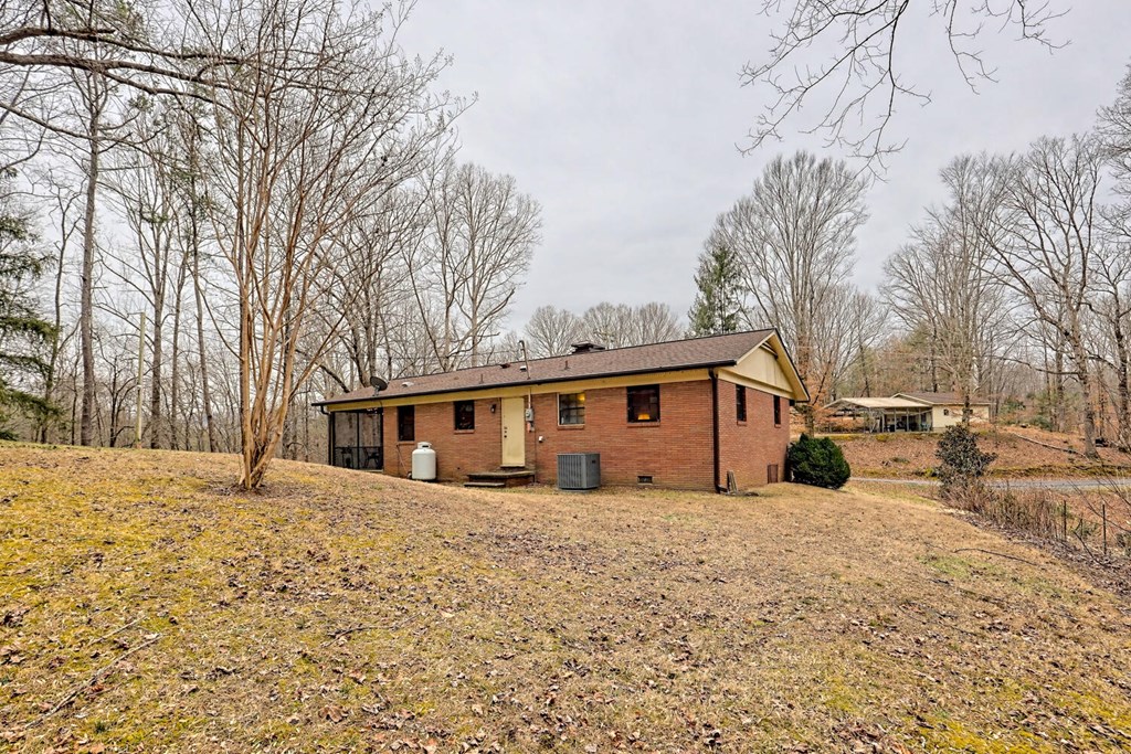 6074 Fires Creek Road