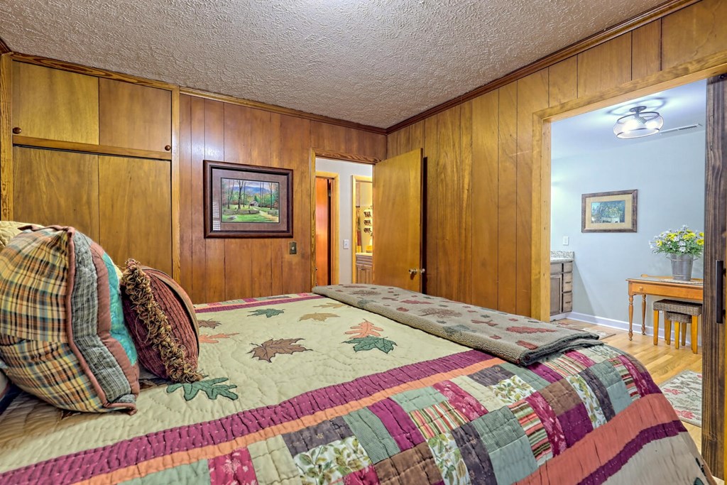 6074 Fires Creek Road