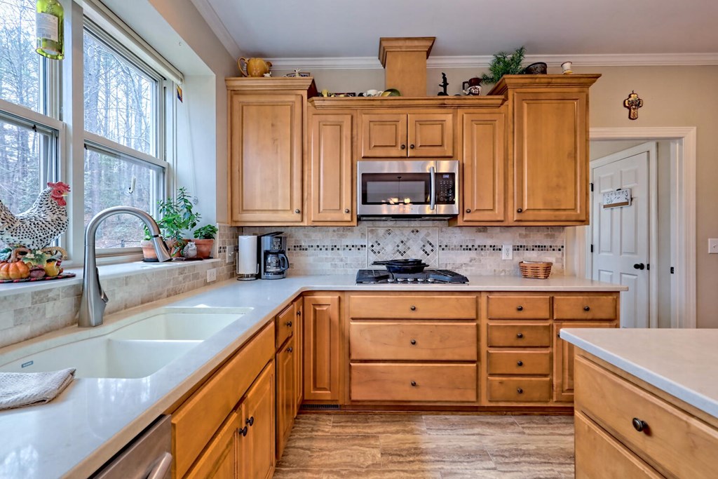 1659 Ivy Log Creek Road