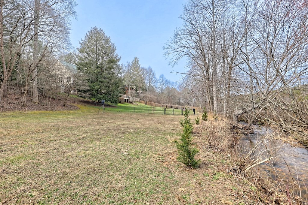 1659 Ivy Log Creek Road