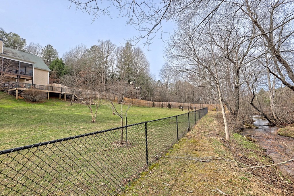 1659 Ivy Log Creek Road